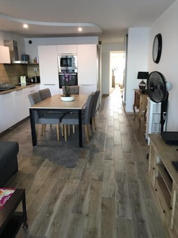 Appartement Face A La Mer - 6 A 8 Personnes - Canet En Roussillon Exterior foto